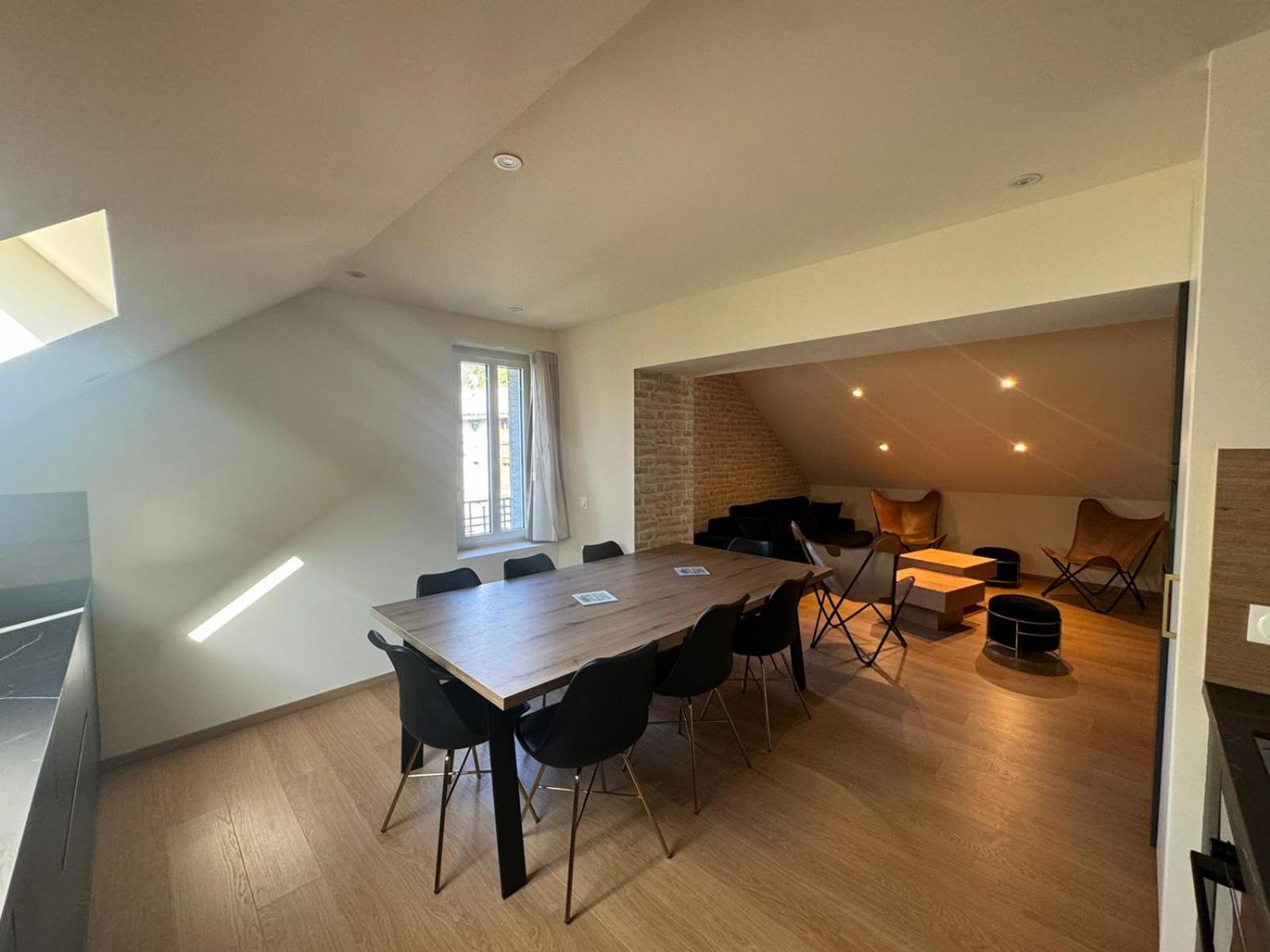 Appartements Confortables Avec Vue Montagne - Residence Villa Belle Fleur Chateau-Ville-Vieille Exterior photo